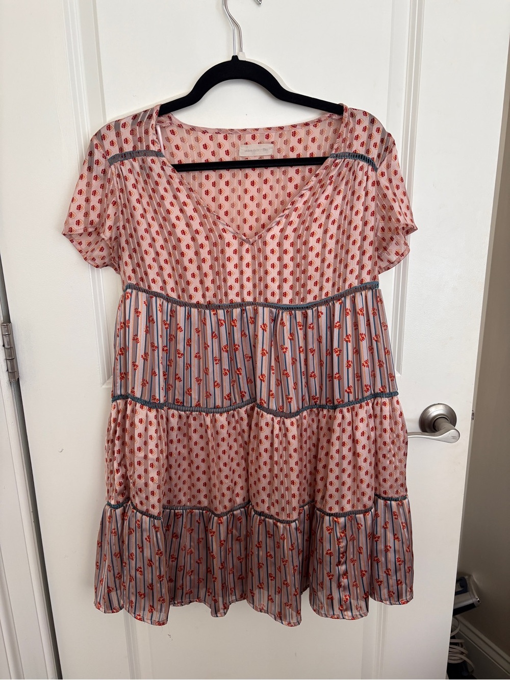 Urban Outfitters XS multi-pattern pink flowy floral V-neck mini dress